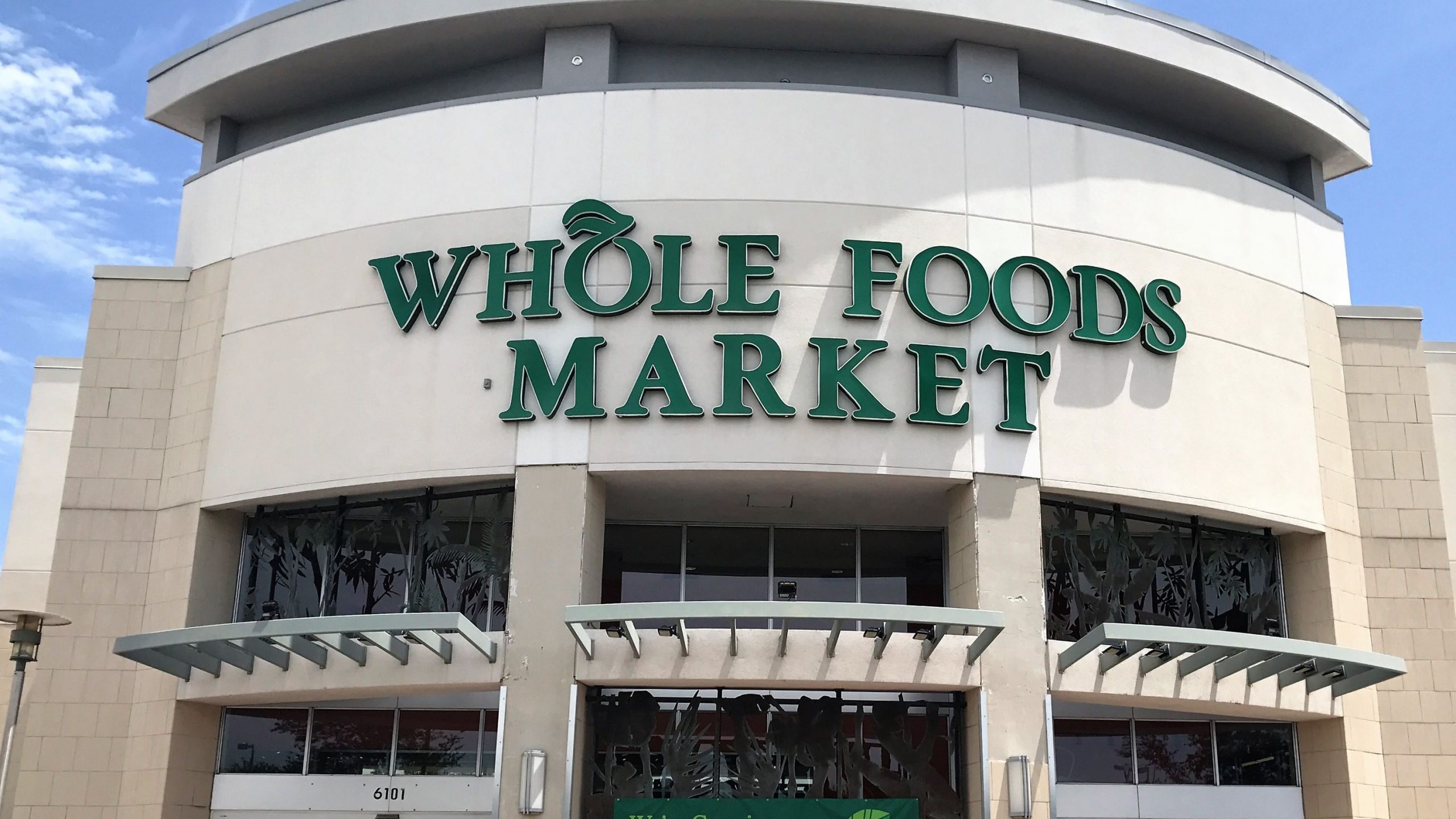 Whole Foods to stop offering plastic straws across all its stores in the US, UK and Canada
