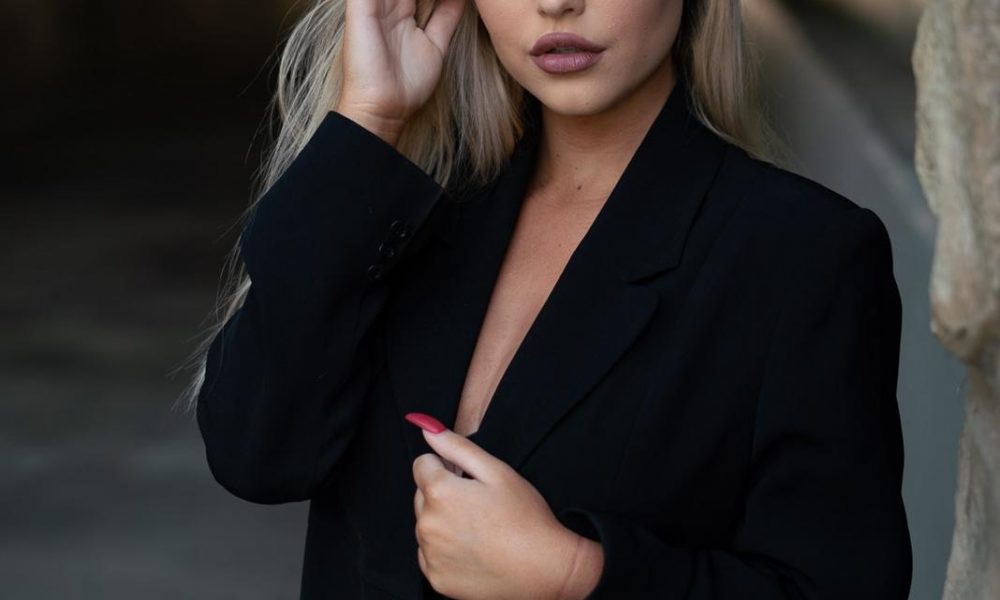 Helena Talks Honestly About Entering The Music Industry California Herald